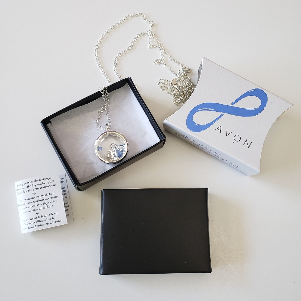 Avon Empowerment Shaky Necklace